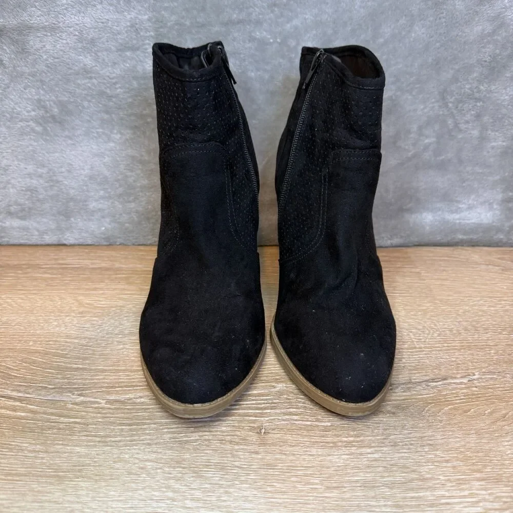American Rag Women's Adrien Black Almond Toe Heel Booties Boots Chic Size 9